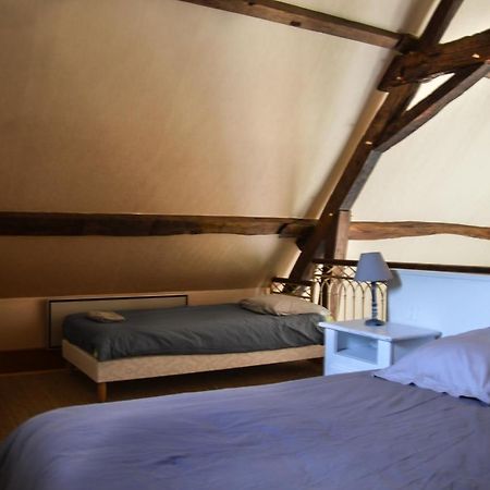 Chambre d'hôte de charme dans maison indépendante Preaux (Mayenne) Exterior foto